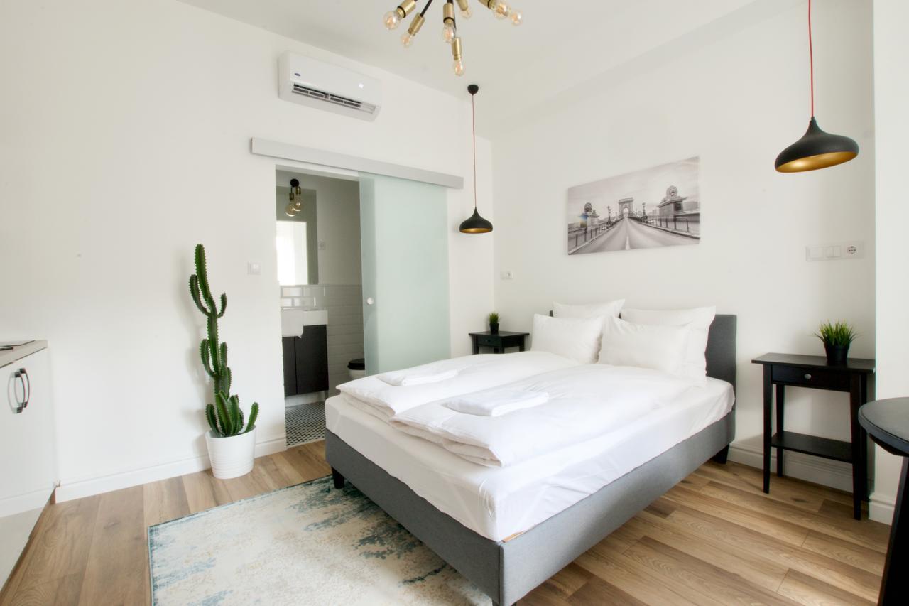 Luxury Apartment By Hi5 - Regiposta ブダペスト エクステリア 写真